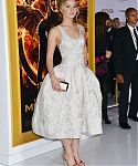 Aa_November_17_-__Mockingjay_Part_1__Premiere_in_Los_Angeles_288929.jpg