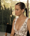 Behind_the_Scenes_Elle_Photoshoot_28December_201229__2816229.jpg
