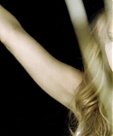 Behind_the_Scenes_Elle_Photoshoot_28December_201229__2824129.jpg