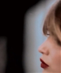 Behind_the_Scenes_Elle_Photoshoot_28December_201229__2828729.jpg