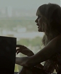 Behind_the_Scenes_Elle_Photoshoot_28December_201229__2829729.jpg