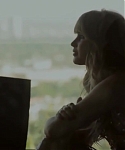 Behind_the_Scenes_Elle_Photoshoot_28December_201229__2830329.jpg
