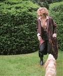 Behind_the_Scenes_with_Jennifer_Lawrence_on_Her_Cover_Shoot_-_Vogue_Diaries_122.jpg