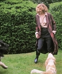 Behind_the_Scenes_with_Jennifer_Lawrence_on_Her_Cover_Shoot_-_Vogue_Diaries_123.jpg
