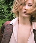 Behind_the_Scenes_with_Jennifer_Lawrence_on_Her_Cover_Shoot_-_Vogue_Diaries_133.jpg