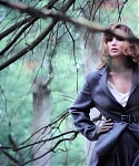 Behind_the_Scenes_with_Jennifer_Lawrence_on_Her_Cover_Shoot_-_Vogue_Diaries_159.jpg