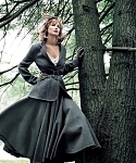 Behind_the_Scenes_with_Jennifer_Lawrence_on_Her_Cover_Shoot_-_Vogue_Diaries_173.jpg