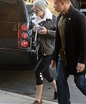 December_15_-_Returning_to_her_hotel_after_doing_some_work_out_at_the_gym_in_New_York_282629.jpg
