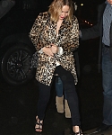 December_16_-_Returning_to_her_Tribeca_hotel_after_watching__The_Elephant_Man__on_Broadway_in_New_York_281629.jpg
