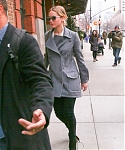 December_16_-_Returning_to_her_Tribeca_hotel_in_New_York_281829.jpg