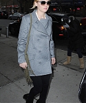 December_16_-_Returning_to_her_Tribeca_hotel_in_New_York_28729.jpg