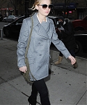 December_16_-_Returning_to_her_Tribeca_hotel_in_New_York_28829.jpg