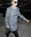 December_16_-_Returning_to_her_Tribeca_hotel_in_New_York_28929.jpg