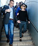 December_18_-_Leaving_LAX_Airport_2815429~0.jpg