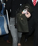 February_10_-_Jennifer_Lawrence_going_back_to_her_hotel_in_London_28929.jpg