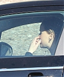 February_14_-_Jennifer_Lawrence_at_the_office_with_new_script_in_Los_Angeles_28729.jpg