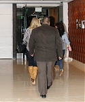February_14_-_Jennifer_Lawrence_with_friends_in_Los_Angeles_281329.jpg