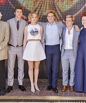 GROUP_May_17_-__Mockingjay_Part_1__photocall_at_Cannes_in_France_2812729.jpg