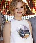 GROUP_May_17_-__Mockingjay_Part_1__photocall_at_Cannes_in_France_289929.jpg