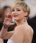 HQ_71st_Annual_Golden_Globe_Awards_-_Red_Carpet_2811229.jpg