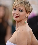 HQ_71st_Annual_Golden_Globe_Awards_-_Red_Carpet_2813129.jpg