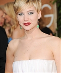 HQ_71st_Annual_Golden_Globe_Awards_-_Red_Carpet_2813329.jpg