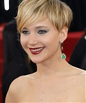 HQ_71st_Annual_Golden_Globe_Awards_-_Red_Carpet_2813529.jpg