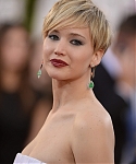 HQ_71st_Annual_Golden_Globe_Awards_-_Red_Carpet_2814529.jpg