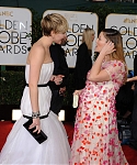 HQ_71st_Annual_Golden_Globe_Awards_-_Red_Carpet_2817329.jpg