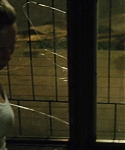 House_at_the_End_of_the_Street__28143429.jpg