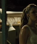 House_at_the_End_of_the_Street__28145129.jpg
