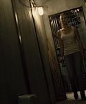 House_at_the_End_of_the_Street__28152229.jpg