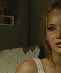 House_at_the_End_of_the_Street__28169529.jpg