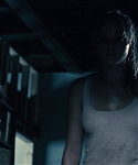 House_at_the_End_of_the_Street__28183829.jpg