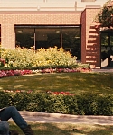 House_at_the_End_of_the_Street__2823529.jpg