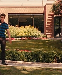 House_at_the_End_of_the_Street__2823629.jpg