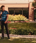 House_at_the_End_of_the_Street__2825129.jpg
