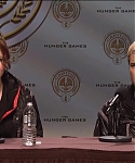 Hunger_Games_Press_Conference_-_Saturday_Night_Live__2811029.jpg