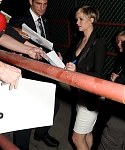 January_11_-_Dinner_at_the_Skylight_Gardens_restaurant_and_signs_autographs_for_fans_in_Los_Ang_281229.jpg