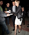 January_11_-_Dinner_at_the_Skylight_Gardens_restaurant_and_signs_autographs_for_fans_in_Los_Ang_28829.jpg