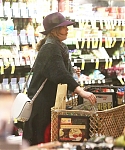 Filename=January_29_-_Jennifer_Lawrence_out_shopping_in_Whole_Foods_28829.JPG
Filesize=5426KiB
Dimensions=2915x2914
Date added=Nov 05, 2013 January_29_-_Jennifer_Lawrence_out_shopping_in_Whole_Foods_28829.JPG