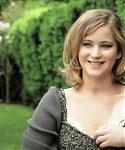 Jennifer_Lawrence_on_The_Hunger_Games_-_Vogue_Diaries_024.jpg