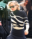 March_21_-_Arriving_at_Christian_Dior_boutique_in_NY_281729.jpg