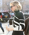 March_21_-_Leaving_Christian_Dior_boutique_in_NY_285329.jpg
