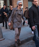 March_22_-_Leaving_her_hotel_in_NYC_281329.jpg