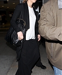 May_7_-_Jennifer_Lawrence_arriving_at_LAX_Airport_in_Los_Angeles_282729.jpg
