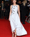 November_10_-__Mockingjay__Part_1__World_Premiere_in_London_2823529.jpg