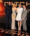 November_12_-_The_Hunger_Games_Catching_Fire_Berlin_Premiere_2812229.jpg