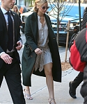 November_13_-_Arriving_back_at_her_hotel_in_New_York_281029.jpg
