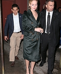 Filename=November_13_-_Signing_autographs_after_exiting_The_Colbert_Report_in_New_York_28929.jpg
Filesize=3596KiB
Dimensions=2400x3600
Date added=Nov 15, 2014 November_13_-_Signing_autographs_after_exiting_The_Colbert_Report_in_New_York_28929.jpg